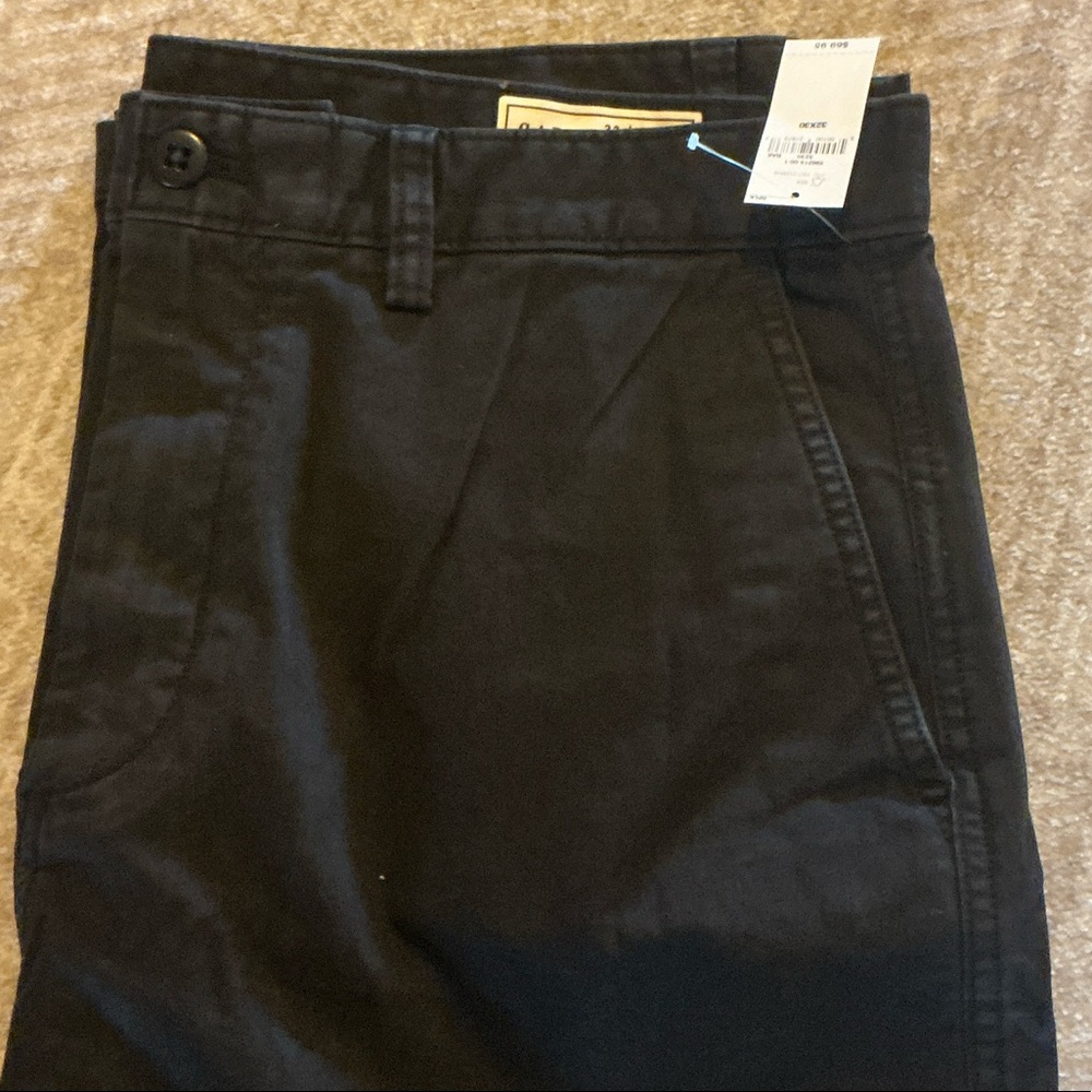 GAP Men's Classic Black Chinos